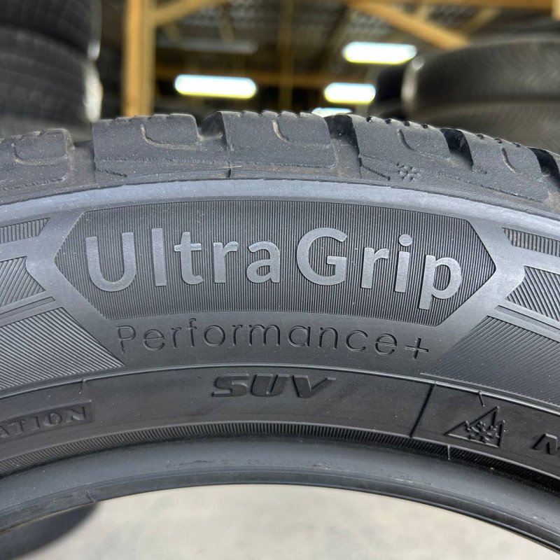 215/60 R17 GOODYEAR ULTRAGRIP PERFORMANCE + SUV 5mm