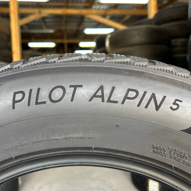 215/65 R17 MICHELIN PILOT ALPIN 5 6mm