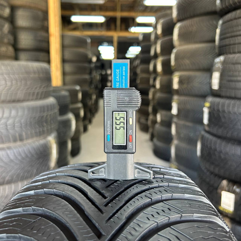 215/65 R17 MICHELIN ALPIN 5 SELFSEAL 5mm
