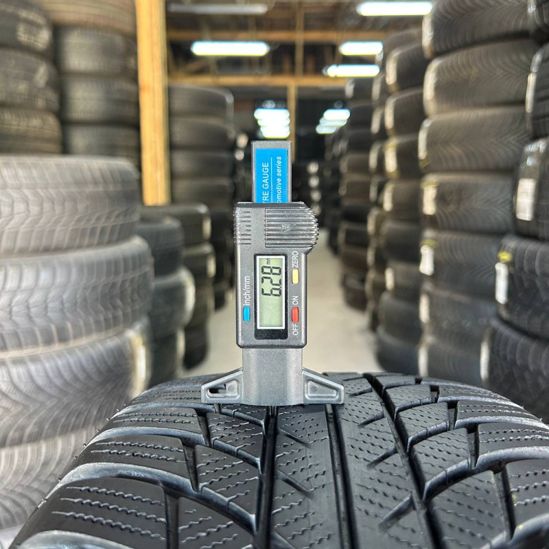 225/55 R17 BRIDGESTONE BLIZZAK LM001 RUN FLAT * 6mm