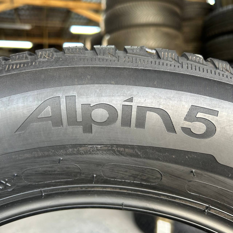 215/65 R17 MICHELIN ALPIN 5 4mm