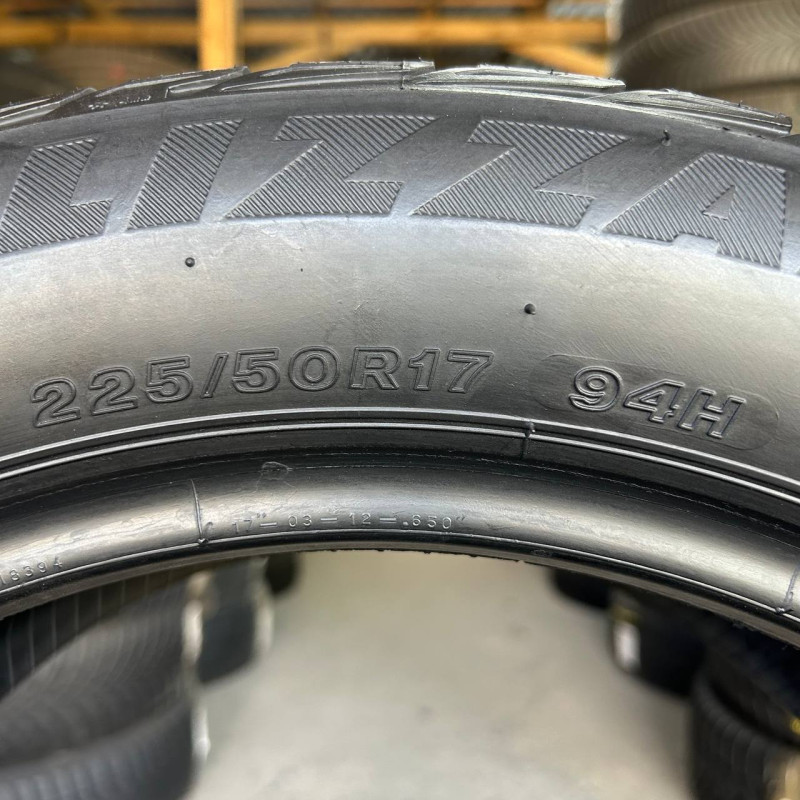 225/50 R17 BRIDGESTONE BLIZZAK LM-32 7mm