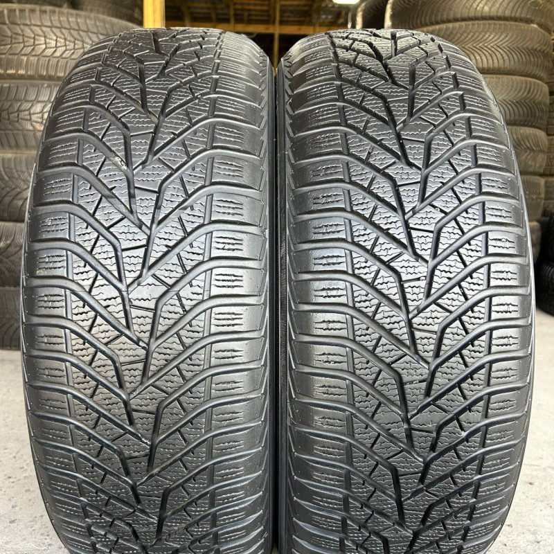 215/60 R17 YOKOHAMA BLUEARTH WINTER V905 7mm
