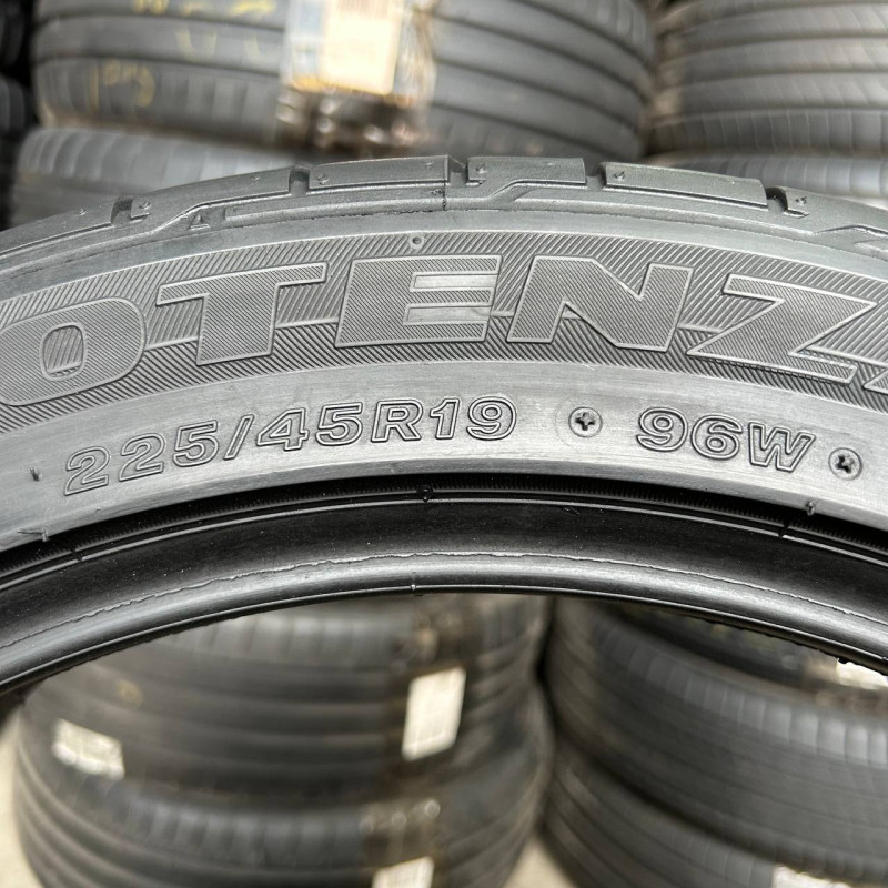225/45 R19 BRIDGESTONE POTENZA RE050A 7mm