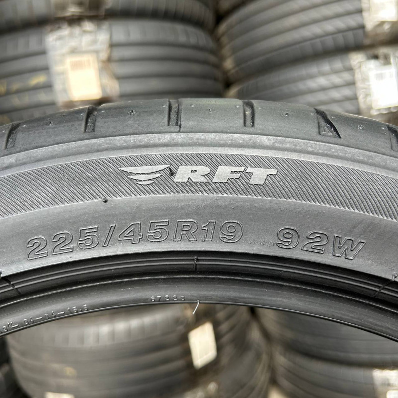 225/45 R19 BRIDGESTONE POTENZA S001 RUN FLAT 5mm