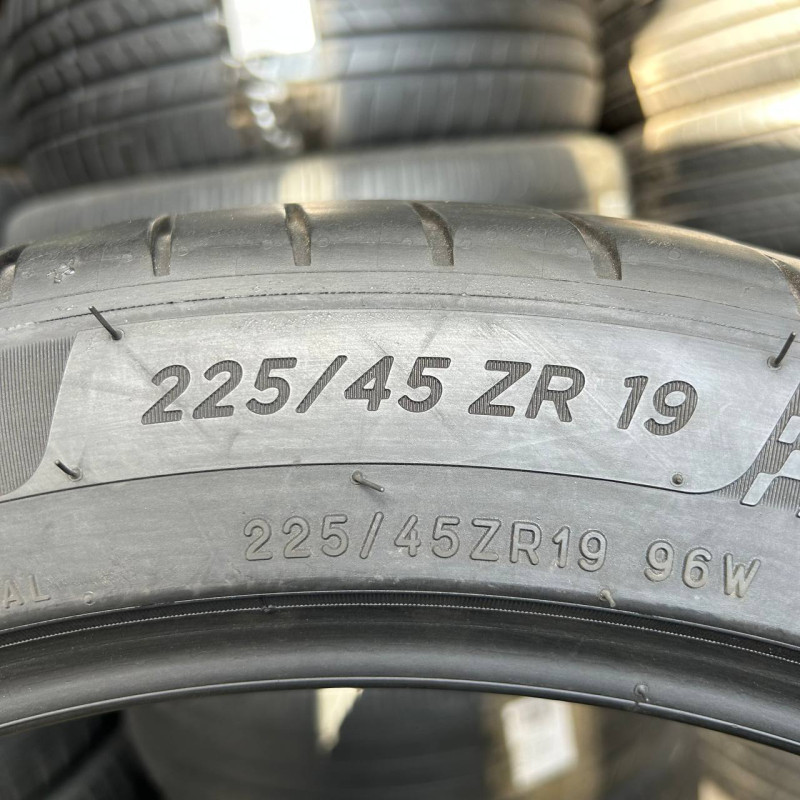 225/45 R19 MICHELIN PILOT SPORT 4 RUN FLAT 6mm