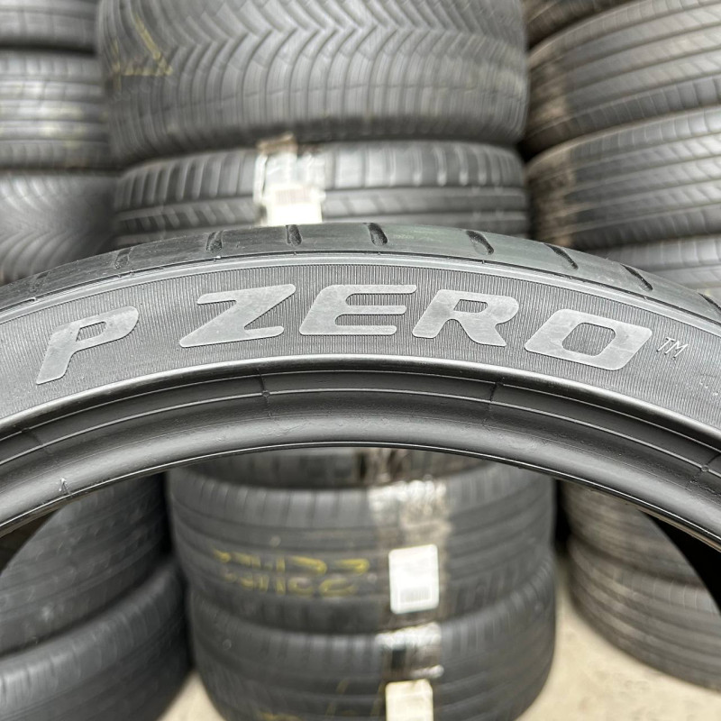 235/35 R19 PIRELLI PZERO PZ4 5mm