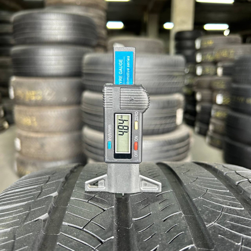 295/40 R20 MICHELIN LATITUDE TOUR HP 4mm