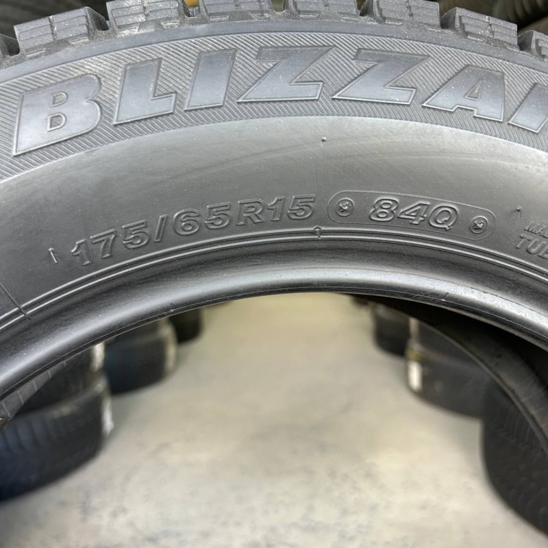 175/65 R15 BRIDGESTONE BLIZZAK REVO GZ 7mm