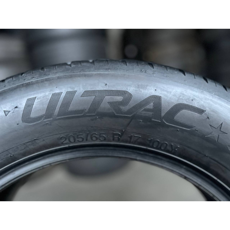 205/65 R17 VREDESTEIN ULTRAC 5mm