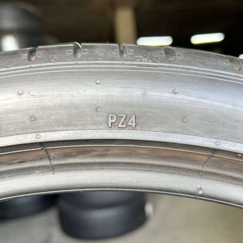 305/30 R21 PIRELLI PZERO PZ4 5mm