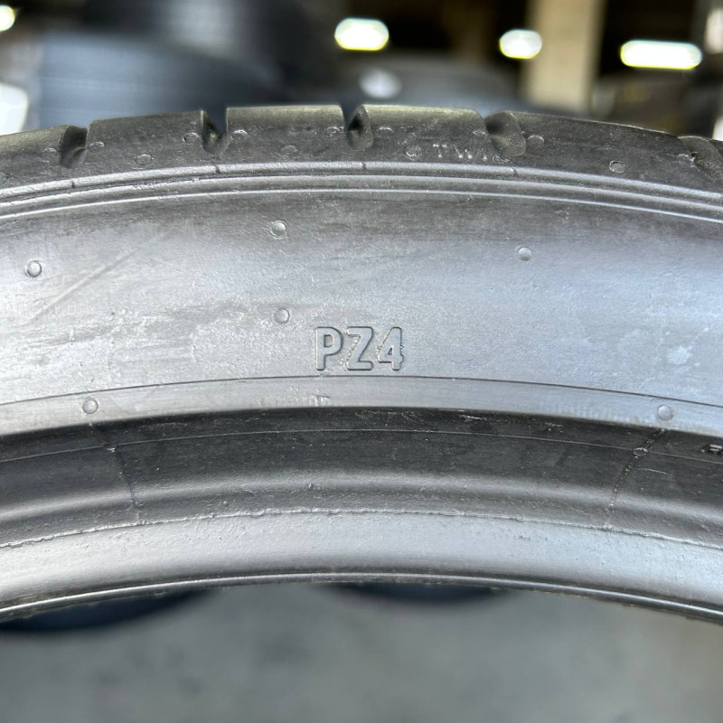 305/30 R21 PIRELLI PZERO PZ4 6mm