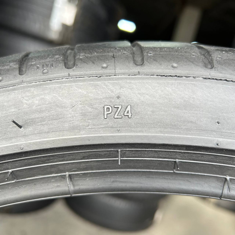 295/30 R22 PIRELLI PZERO PZ4 5mm