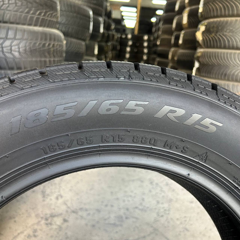 185/65 R15 PIRELLI ICE ASIMMETRICO PLUS 7mm