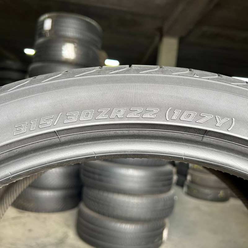 315/30 R22 YOKOHAMA ADVAN SPORT V105 5mm