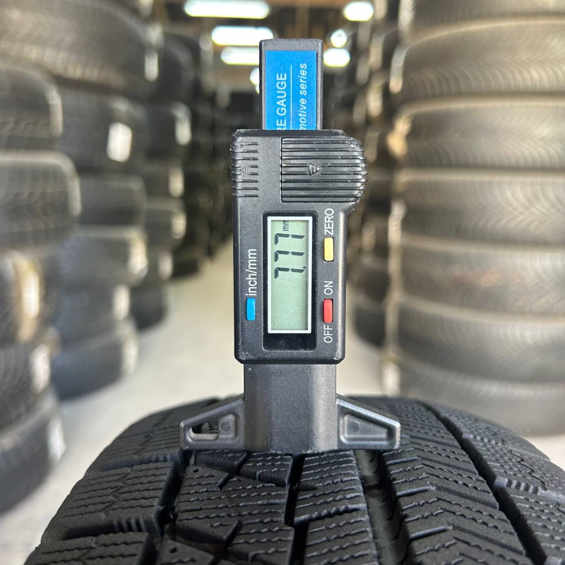 165/70 R14 BRIDGESTONE BLIZZAK VRX 7mm
