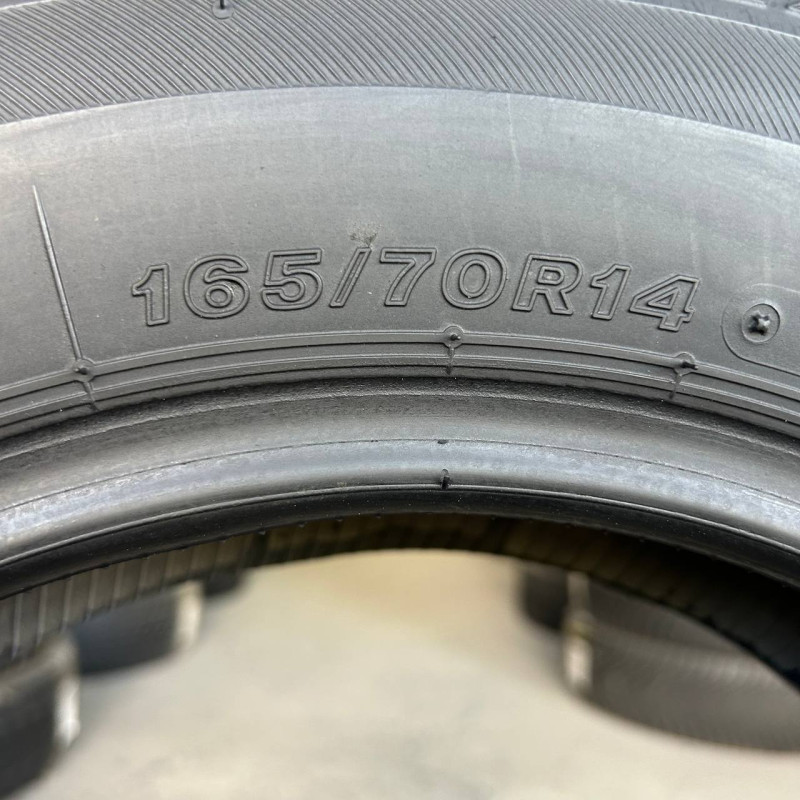 165/70 R14 BRIDGESTONE BLIZZAK VRX 7mm