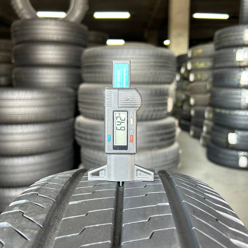 215/65 R15C CONTINENTAL VANCONTACTECO 6mm