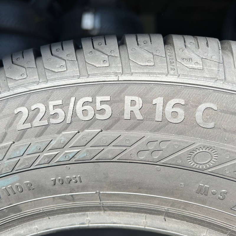 225/65 R16C CONTINENTAL VANCONTACT 4 SEASON 8mm