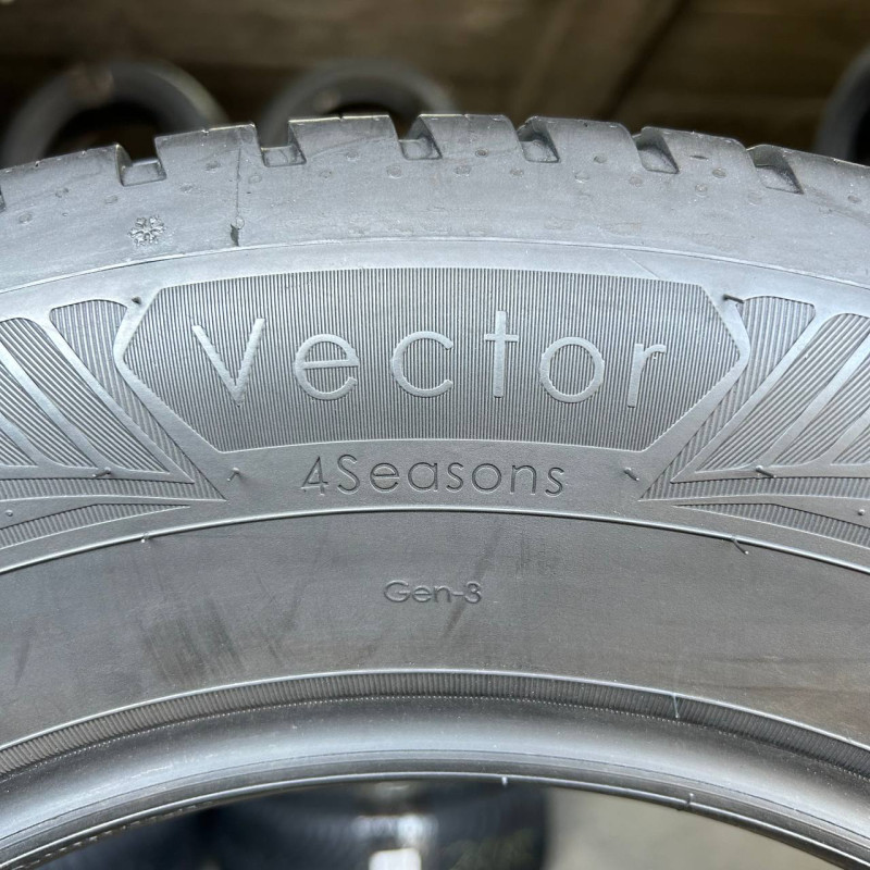 215/65 R16 GOODYEAR VECTOR 4 SEASONS GEN-3 6mm