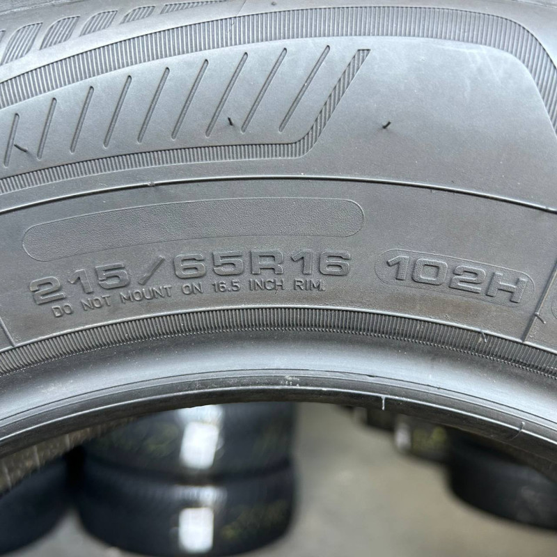 215/65 R16 GOODYEAR VECTOR 4 SEASONS GEN-3 7mm
