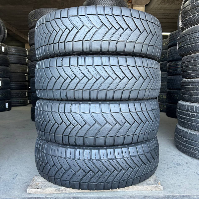 205/75 R16C MICHELIN AGILIS CROSSCLIMATE 7mm