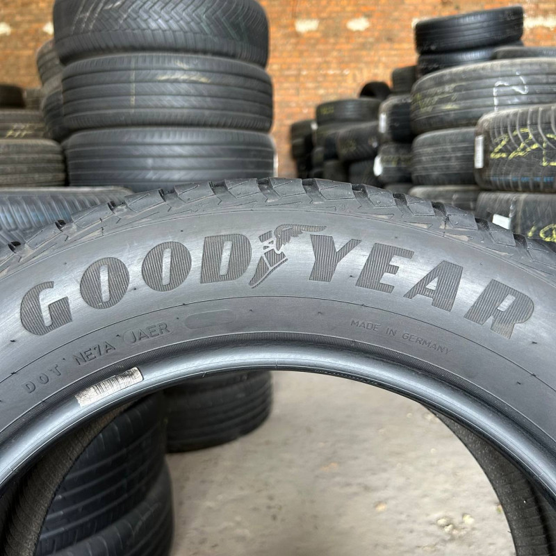 235/55 R17 GOODYEAR VECTOR 4 SEASONS GEN-2 7mm