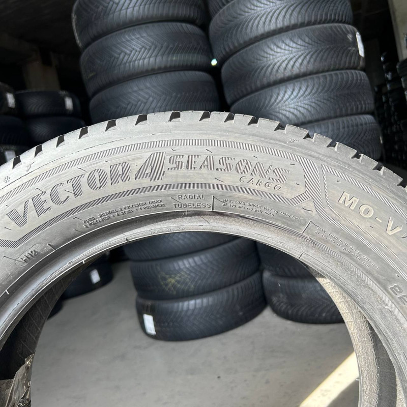 225/55 R17C GOODYEAR VECTOR 4 SEASONS CARGO MO-V 6mm